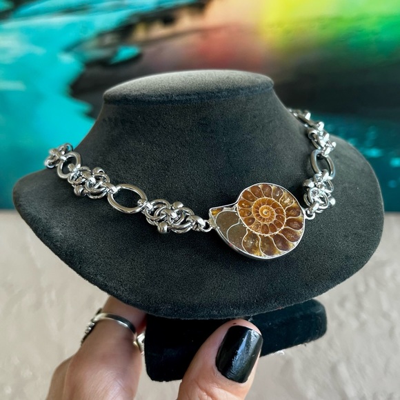 Made to order . Genuine ammonite fossil shell stainless steel maille choker - Picture 9 of 16